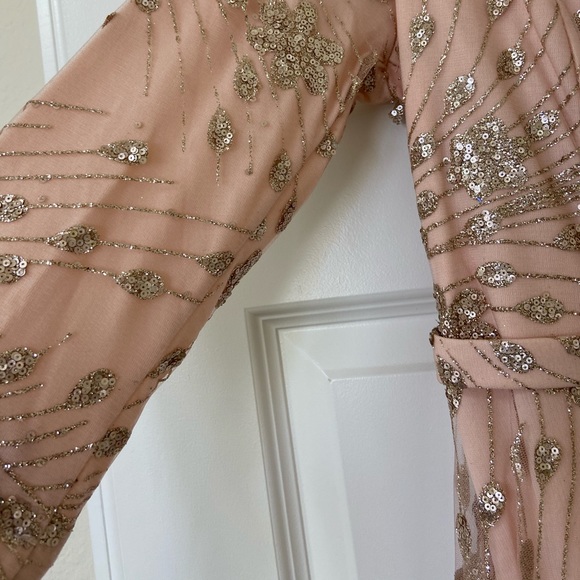 DELVINA Maxi Lace Dress Blush Pink Size M - Picture 3 of 9